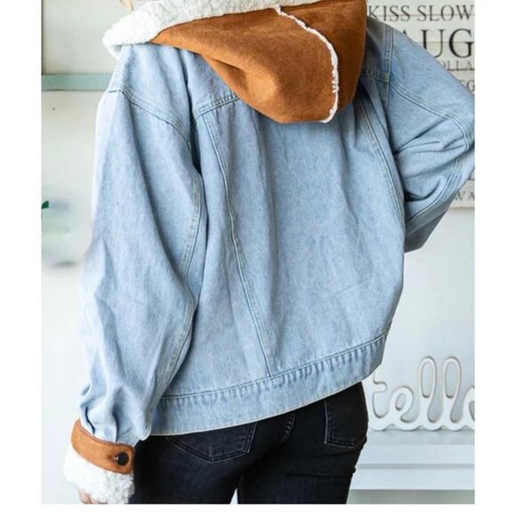 Oli & Hali Sherpa Denim Jack with Suede Details Size Small - Picture 2 of 3